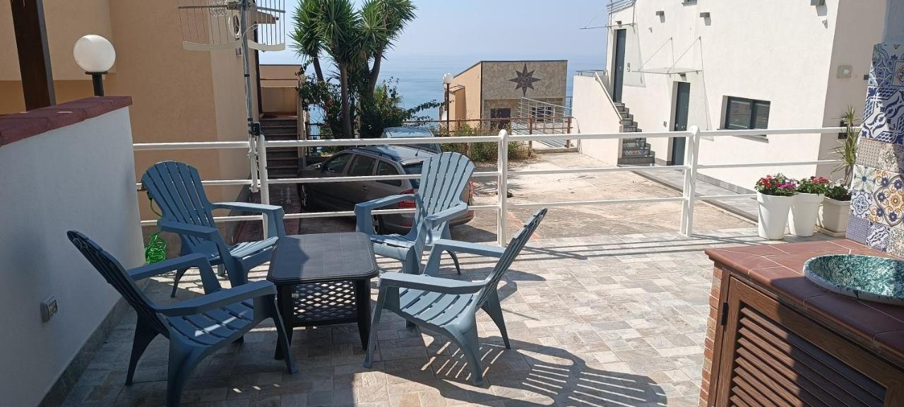 Tra Cielo E Mare Appartement Capo dʼOrlando Buitenkant foto